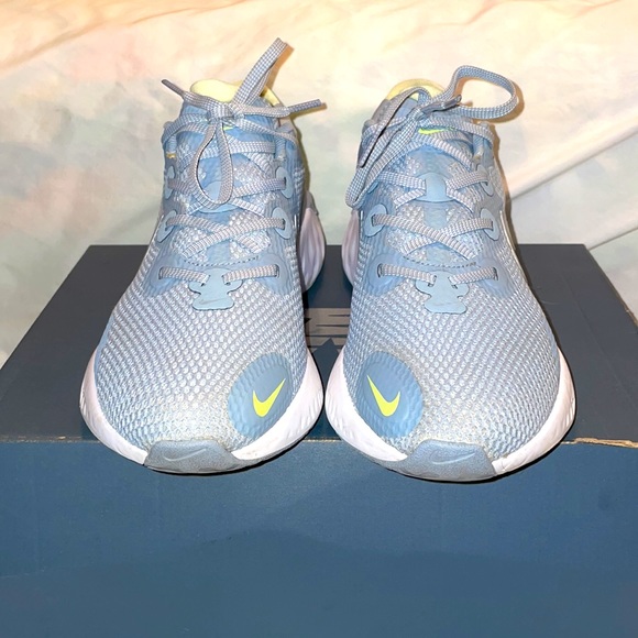 Nike Renew Run High-Cushion Running Shoe - Picture 2 of 7